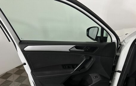 Volkswagen Tiguan II, 2018 год, 2 350 000 рублей, 8 фотография