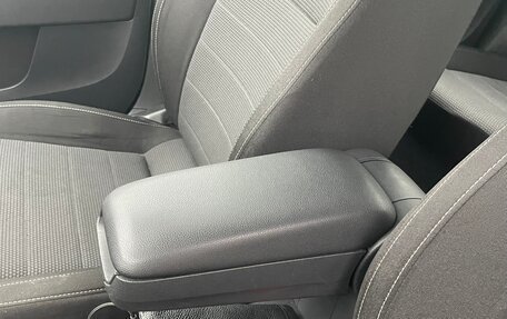 Skoda Rapid I, 2015 год, 1 000 000 рублей, 12 фотография