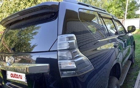 Toyota Land Cruiser Prado 150 рестайлинг 2, 2017 год, 3 950 000 рублей, 2 фотография