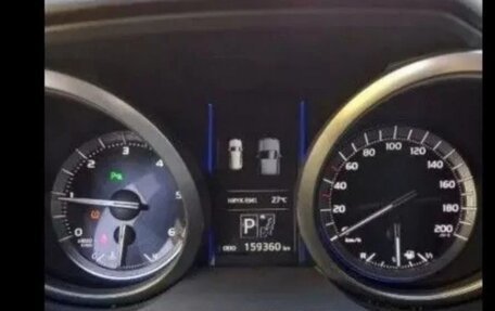 Toyota Land Cruiser Prado 150 рестайлинг 2, 2017 год, 3 950 000 рублей, 7 фотография