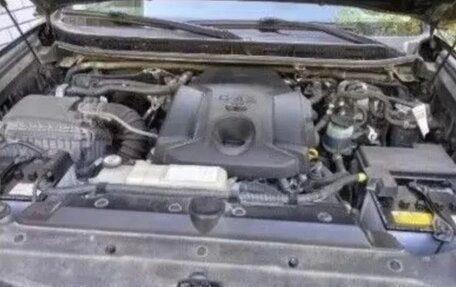 Toyota Land Cruiser Prado 150 рестайлинг 2, 2017 год, 3 950 000 рублей, 9 фотография