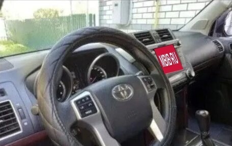 Toyota Land Cruiser Prado 150 рестайлинг 2, 2017 год, 3 950 000 рублей, 8 фотография