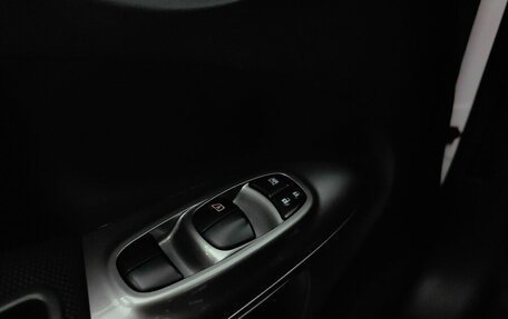 Nissan Juke II, 2013 год, 999 000 рублей, 23 фотография