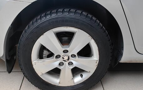 Skoda Rapid I, 2015 год, 999 000 рублей, 23 фотография