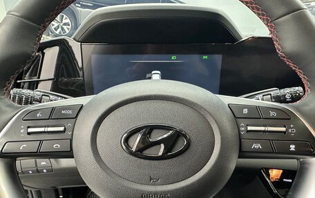 Hyundai Elantra, 2023 год, 1 760 000 рублей, 12 фотография