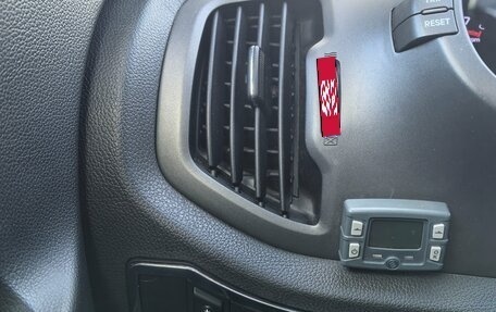 KIA Sportage III, 2011 год, 1 000 999 рублей, 13 фотография