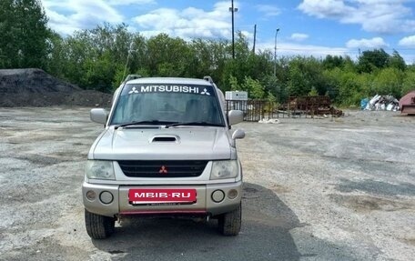 Mitsubishi Pajero Mini II, 2003 год, 435 000 рублей, 3 фотография