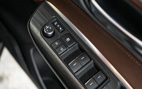 Toyota Harrier, 2020 год, 4 200 000 рублей, 17 фотография