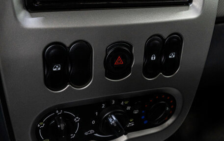 Renault Sandero I, 2013 год, 569 000 рублей, 20 фотография