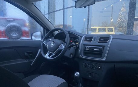 Renault Logan II, 2019 год, 970 000 рублей, 8 фотография