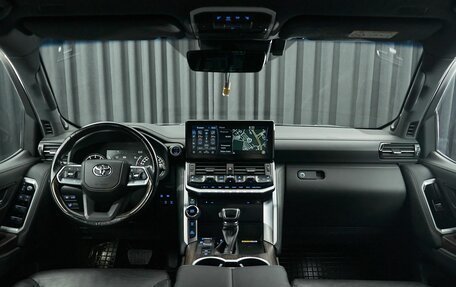 Toyota Land Cruiser, 2021 год, 10 500 000 рублей, 7 фотография