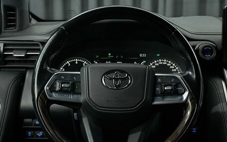 Toyota Land Cruiser, 2021 год, 10 500 000 рублей, 25 фотография