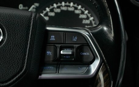 Toyota Land Cruiser, 2021 год, 10 500 000 рублей, 27 фотография