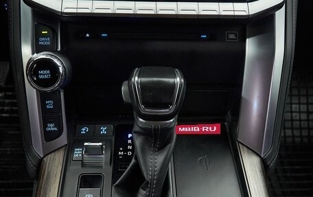 Toyota Land Cruiser, 2021 год, 10 500 000 рублей, 29 фотография