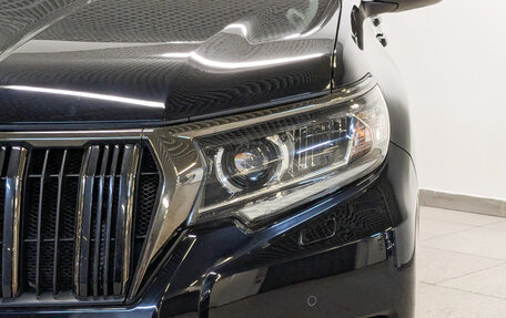 Toyota Land Cruiser Prado 150 рестайлинг 2, 2022 год, 7 345 000 рублей, 11 фотография