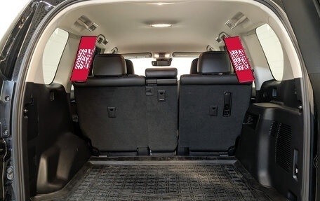 Toyota Land Cruiser Prado 150 рестайлинг 2, 2022 год, 7 345 000 рублей, 10 фотография