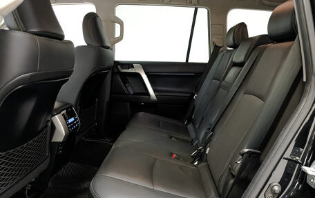 Toyota Land Cruiser Prado 150 рестайлинг 2, 2022 год, 7 345 000 рублей, 18 фотография