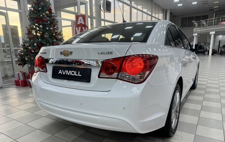 Chevrolet Cruze II, 2013 год, 975 000 рублей, 8 фотография
