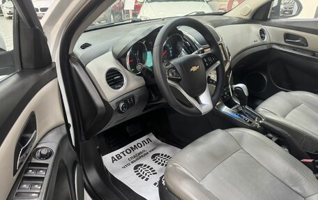 Chevrolet Cruze II, 2013 год, 975 000 рублей, 11 фотография
