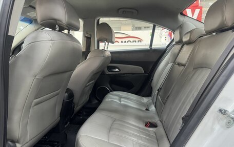 Chevrolet Cruze II, 2013 год, 975 000 рублей, 15 фотография