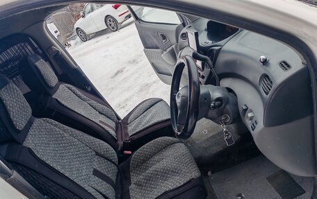 Toyota FunCargo, 2000 год, 380 000 рублей, 10 фотография