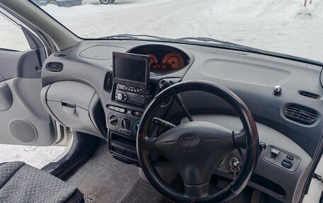 Toyota FunCargo, 2000 год, 380 000 рублей, 11 фотография