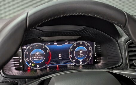 Skoda Karoq I, 2021 год, 2 550 000 рублей, 30 фотография