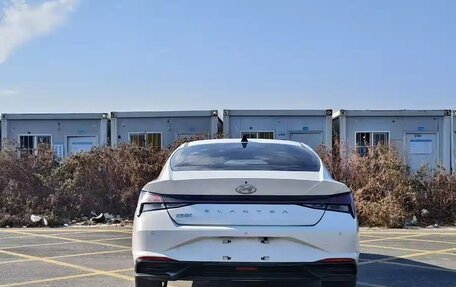 Hyundai Elantra, 2022 год, 1 190 000 рублей, 9 фотография