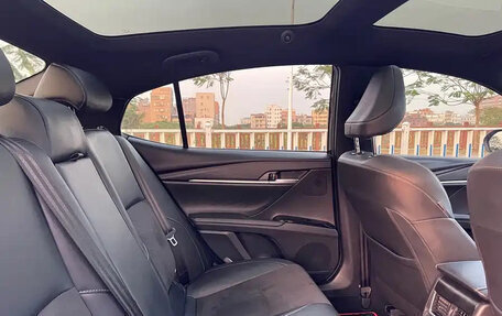 Toyota Camry, 2024 год, 3 700 000 рублей, 7 фотография