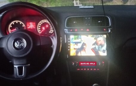 Volkswagen Polo VI (EU Market), 2011 год, 600 000 рублей, 10 фотография