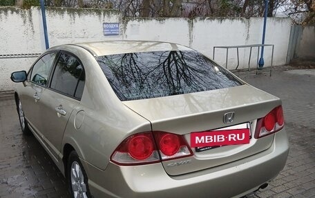Honda Civic VIII, 2008 год, 750 000 рублей, 3 фотография