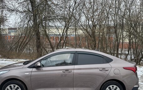 Hyundai Solaris II рестайлинг, 2021 год, 1 210 000 рублей, 2 фотография