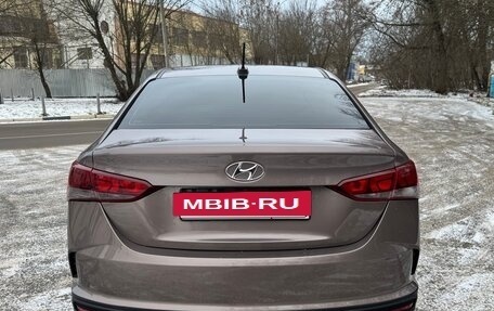 Hyundai Solaris II рестайлинг, 2021 год, 1 210 000 рублей, 4 фотография
