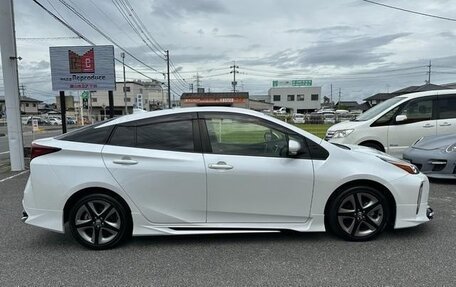 Toyota Prius IV XW50, 2023 год, 2 090 000 рублей, 9 фотография