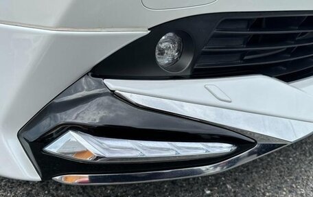 Toyota Prius IV XW50, 2023 год, 2 090 000 рублей, 17 фотография