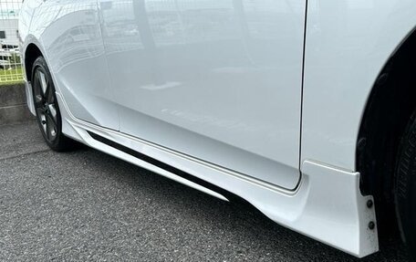 Toyota Prius IV XW50, 2023 год, 2 090 000 рублей, 19 фотография