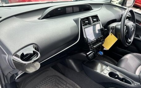 Toyota Prius IV XW50, 2023 год, 2 090 000 рублей, 27 фотография