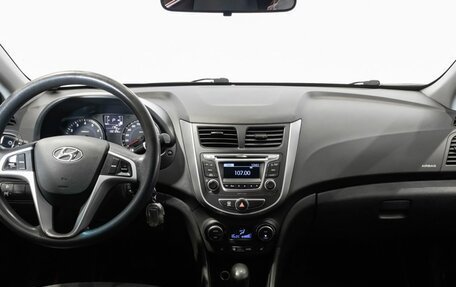 Hyundai Solaris II рестайлинг, 2016 год, 913 700 рублей, 6 фотография