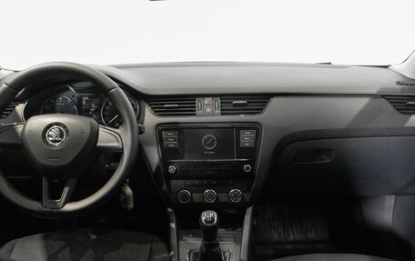 Skoda Octavia, 2018 год, 1 512 200 рублей, 6 фотография