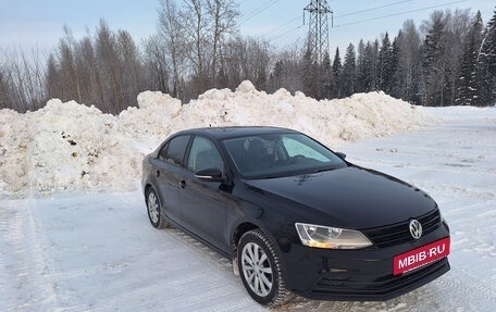 Volkswagen Jetta VI, 2015 год, 1 210 000 рублей, 4 фотография