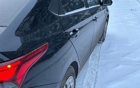 Hyundai Solaris II рестайлинг, 2017 год, 1 050 000 рублей, 6 фотография