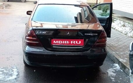 Mercedes-Benz C-Класс, 2003 год, 560 000 рублей, 5 фотография