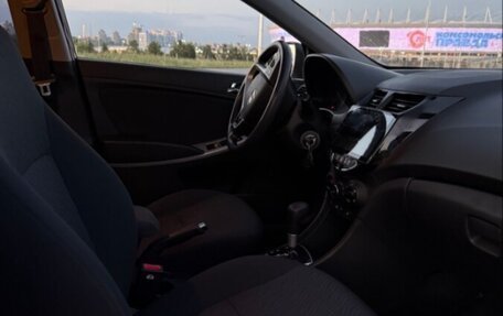 Hyundai Solaris II рестайлинг, 2012 год, 700 000 рублей, 6 фотография