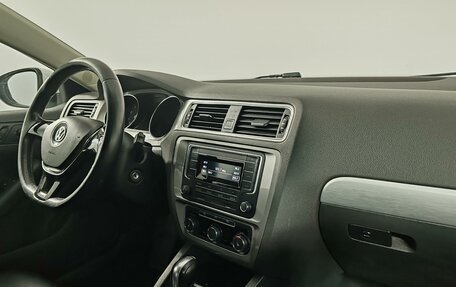 Volkswagen Jetta VI, 2018 год, 1 399 000 рублей, 11 фотография