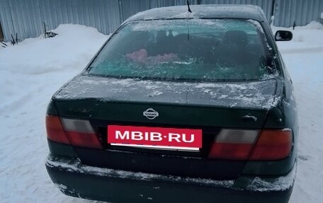 Nissan Primera II рестайлинг, 1998 год, 100 000 рублей, 2 фотография