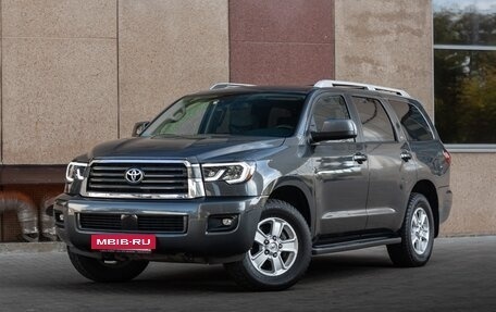 Toyota Sequoia II рестайлинг, 2021 год, 9 900 000 рублей, 5 фотография