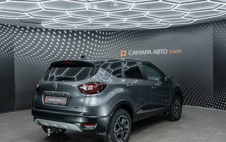Renault Kaptur I рестайлинг, 2021 год, 1 566 000 рублей, 2 фотография