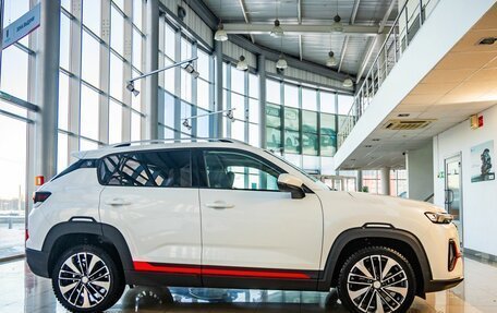 Changan CS35 Plus, 2024 год, 2 098 000 рублей, 8 фотография