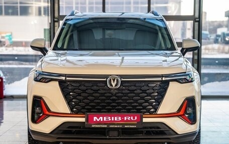 Changan CS35 Plus, 2024 год, 2 098 000 рублей, 2 фотография