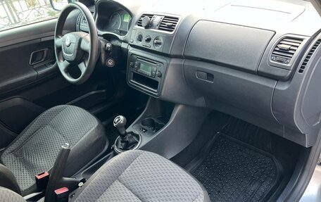 Skoda Fabia II, 2011 год, 449 000 рублей, 13 фотография